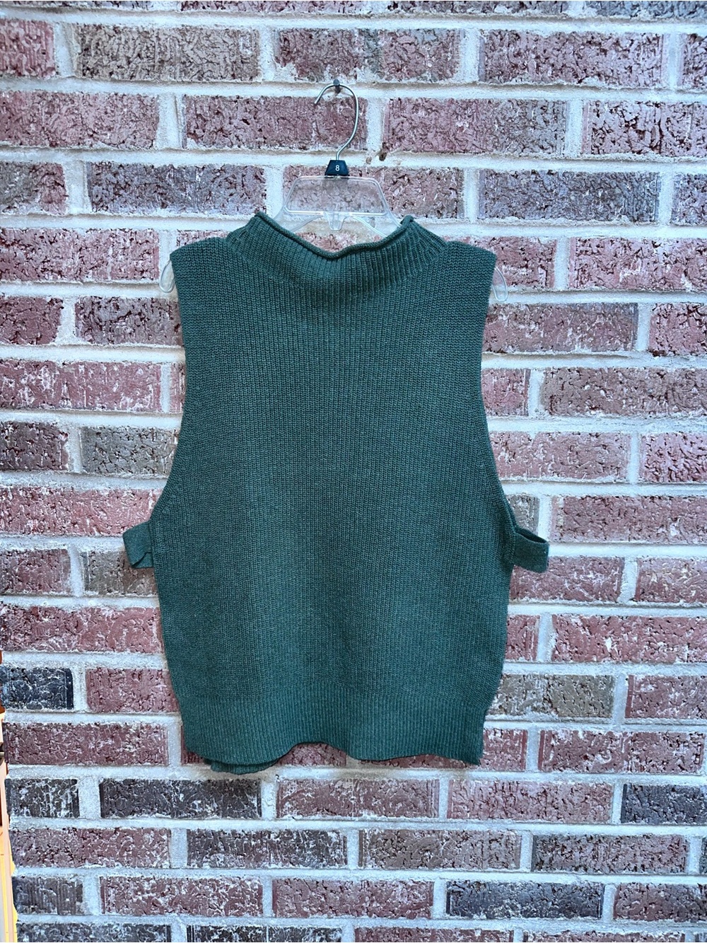 “AND NOW THIS”.   PULLOVER SWEATER VEST WITH SIDE VENTS IN MOSS GREEN  SIZE M